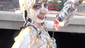 Public Sploshing in a Ditch: - UMD