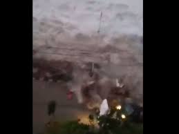 Mega tsunami in indonesia all videos footages compilation 2019 mp4. Indonesia Earthquake Watch The Video Of Tsunami Crashing Into Island With Huge Wave Oneindia News