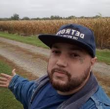 Mothers sharing experiences and support after losing their sons