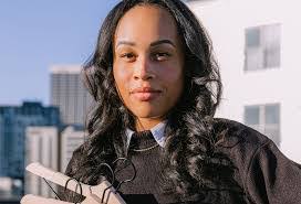 Erin Doughty's Instagram, Twitter & Facebook