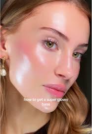 Achieve Glass Skin with Stila Cosmetics Hydro-Luminator