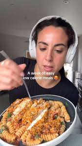 A week of easy low calorie and high protein meal ideas to make dinner times  stress-free 🤝, ‼️ The first 500 people get your first month