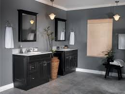 You can mix and match each shade with the others to create a stylish bathroom decoration. Beautiful Brown And Beige Bathroom Decor Design