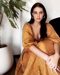 She is 30 years old and is a leo. Adelaide Kane Instagram Photos 07 01 2020 Hawtcelebs