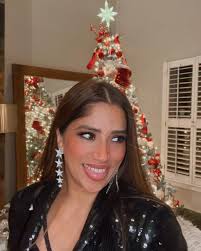 Monika Muñoz-Arr (@monikamunozarr) • Instagram photos and videos