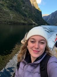 Danielle Dana Arad (@itsdaniellearad) • Instagram photos and videos