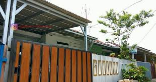 Pagar rumah minimalis tipe 36 berguna sebagai pembatas rumah anda dari jalan dan area lain di depan rumah. Pagar Minimalis Grc Motif Kayu Di Alam Cilebut Permai Jual Kanopi Termurah 08125227383