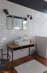 Modele carrelage salle de bain. Salle De Bain Avec Un Carrelage Metro Photos Et Idees Deco De Salles De Bain Avril 2021 Houzz Fr