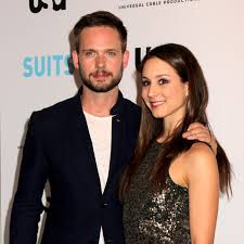 It's no surprise that the pair have plenty of admirers, as bellisario and adams have pretty. Troian Bellisario Suits Https Media Melty Fr Article 4005403 Ratio15 720 F5 Media Jpg