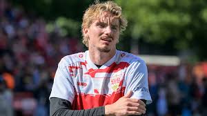 ¡Bombazo en la Copa Alemana! ¿Por qué Stuttgart dejó a su estrella en el banco? - Imagen principal del artículo