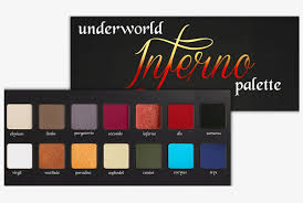 Add 1/4 to 1/2 teaspoon of corn starch or arrowroot powder into a bowl as the base ingredient. Make Your Own Eyeshadow Palette Eye Shadow Transparent Png 1158x472 Free Download On Nicepng