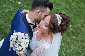 Maybe you would like to learn more about one of these? Coiffure De Mariee Quelle Coiffure Pour Quel Visage Touslesmariages Com