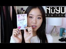 Joyce Bean Using Nüyu Silisponge for Korean Make Up Tutorial