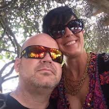 Is it normal for a pizza place to ask about change for cash payment?