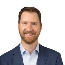 I co-founded CORE in 2017 with Ryan Atkinson who is a dear friend and  business partner. We had a clear mission: to redefine customer service in  our industry. Our goal was simple—deliver