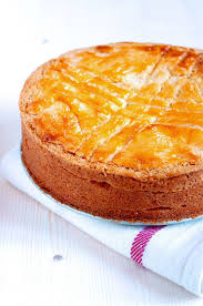 Gateau Basque Aux Fruits Rouges By C Felder Les Gouters De Nanie Food Blog Gateau Basque Gastronomie Recette
