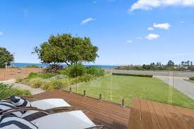 The beach runs southwest for 8 km as macs beach, until tiddy widdy settlement when the names. 5 4 Bedroom Houses For Sale In Tiddy Widdy Beach Sa 5571 Domain