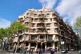 El capricho es un palacete diseñado por el genial arquitecto antoni gaudí i cornet y está considerado como una de las. Antoni Gaudi And His Architectural Imaginarium Eric Vokel
