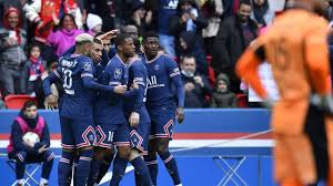 Datum, anstoß und weitere infos zur übertragung. Psg Vs Bordeaux Leo Messi Neymar Booed By Fans Paris Extend Lead To 15 Points In Ligue 1