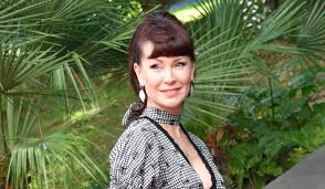 Премия «фигаро» имени андрея миронова, мк, «звезда театрала», кинофестиваля «алые паруса», «золотой орел» и др. Nonna Grishaeva Zasvetila Svoyu Figuru I Molodogo Muzha Shou Biznes Dni Ru