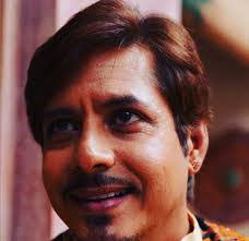 Amit Mistry's Instagram, Twitter & Facebook