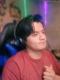 Ervin Martinez (@revelionerv)