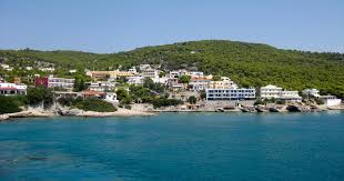 Οι διακοπές της διπλανής πόρτας. 3enodoxeia Se Agia Marina Attikh Apo 28 Brady Kayak