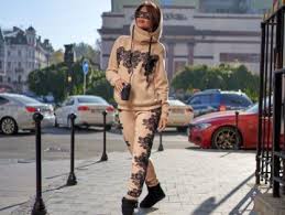 Спортивный костюм в рубрике одежда для девочек; Zhenskie Sportivnye Kostyumy Stilno I Udobno O J Fashion