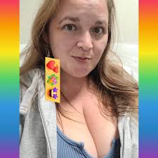 How hot i be but my hubby be freezing😂😂