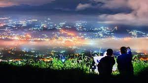 Berikut ini merupakan 10 tempat wisata instagramable di bogor 2021 yang paling kekinian dan bisa dijadikan latar foto. 10 Tempat Wisata Hits Di Bogor Yang Paling Instagramable Koran