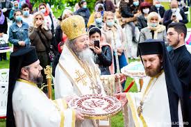 In anul 2018, biserica ortodoxa sarbatoreste inaltarea domnului la data de 17 mai. InÄlÅ£area Domnului Ziua Eroilor SÄrbÄtoare NaÈionalÄ A Poporului Roman Basilica Ro