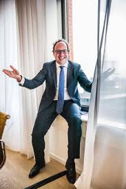 Wouter koolmees (born 20 march 1977) is a dutch politician and economist serving as minister of social affairs and employment in the third rutte cabinet since 2017. Ik Breng Mijn Kinderen Naar School En De Creche Omdat Ik Dat Graag Wil Niet Omdat Ik Een Voorbeeldrol Vervul De Volkskrant