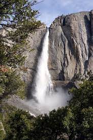 Hiking Upper Yosemite Falls Trail To Yosemite Point In The Winter Agent Athletica Yosemite Falls Yosemite Fall Hiking