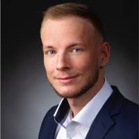 1800+ perfiles de «Kracht»