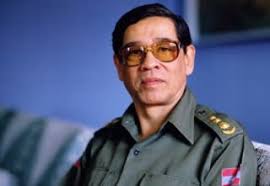 Aung San Suu Kyi buries the hatchet