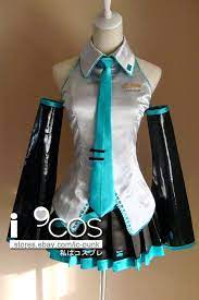 Hatsune Miku Cosplay I Think It D Be Fun To Cosplay Her I Also Really Want Her Wig Xd With Images Cosplay Costumes Miku Hatsune Cosplay Miku Cosplay