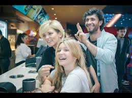 Dragoş bucur şi dana nălbaru au adoptat recent o fetiţă. Making Of Cover Story ViaÅ£a Si Filmul Dana NÄƒlbaru Dragos Bucur Sofia Sapte Seri