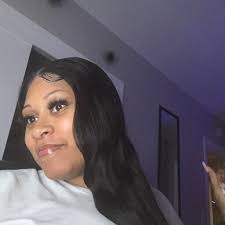 Deonte Hines's Instagram, Twitter & Facebook