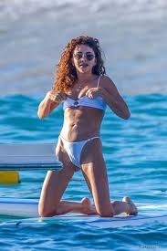 Brooklyn beckham's parents david and nelson peltz is nicola's father and an american billionaire businessman. Sarah Hyland Shows Cameltoe In Wet Bikini Playcelebs Net