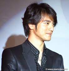takeshi in bangkok thailand for promote perhaps love movie in 2005 takeshi kaneshiro love movie acting skills