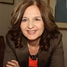 Diane Ouellette's Instagram, Twitter & Facebook