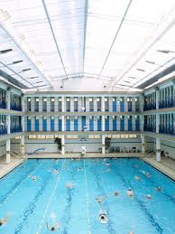 Les Meilleures Piscines De Paris Swimming Pool Architecture Paris Pool Swimming Pool Designs