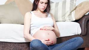 Wann dreht sich ihr baby in die geburtslage? 29 Schwangerschaftswoche Baby Mama Famigros