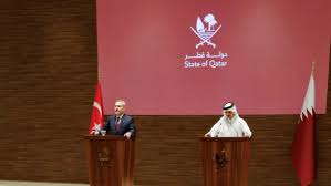 Advierten a Irán sobre uso del Estrecho de Ormuz Qatar, junto a Turquía, endurece su postura y advierte a #Irán que no use el Estrecho de Ormuz como “arma de chantaje” contra