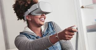 Google Daydream View 2 Vs Oculus Go Which Will Be The Better Vr Experience Vr Experience Oculus Digital Trends