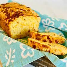 No Yeast Bacon Cheddar Cheese Bread Recipe Swirls Of Flavor Recipe In 2020 Cheese Bread Cheese Bread Recipe Easy Baking Recipes