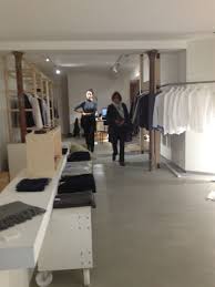 Showroom De La Marque Maison Standard Dans Le Marais Flanelle 25 Rue Poitou Gym Gym Equipment