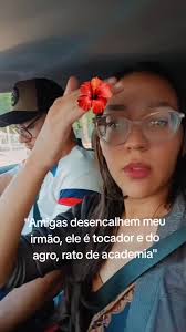 A Irmã Pentecostal Que Treina Na Academia