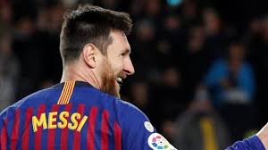 Lionel Messi Scores 400th Barcelona Goal In 3 0 Win Over Eibar Sports News Instant
