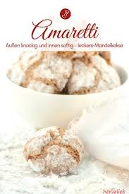 Platzchen Rezepte Kekse Rezepte Rezept Fur Amaretti Aussen Knackig Und Innen Saftig So Muss Dieser Kl Amaretti Rezept Platzchen Rezept Einfach Rezept Kekse